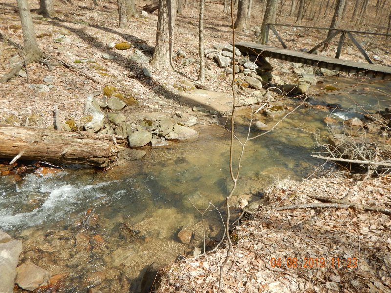 $BigSpringPatterson1006$.jpg - Hiking trails...mostly unsused, crossed our fishing area at one or two points.  That made access to some spots more convenient.