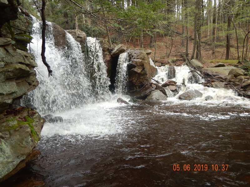 DSCN4179.JPG - Water at the falls below Saylorsville Dam.  Got wet from the mist.  This water flow is really well above normal.