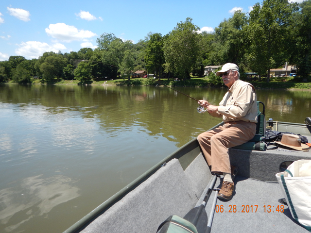 DSCN2181.jpg -                  Then Ed hit another fish.              
