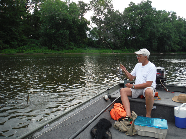 DSCF9465.jpg - Then I started.  Thought for a minute Ed was going to catch all the fish today.