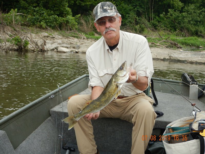 $Juniata1001$.jpg - Ed got the big one of the day with this Walleye.  Don't know that we've ever got a Walleye in this river.