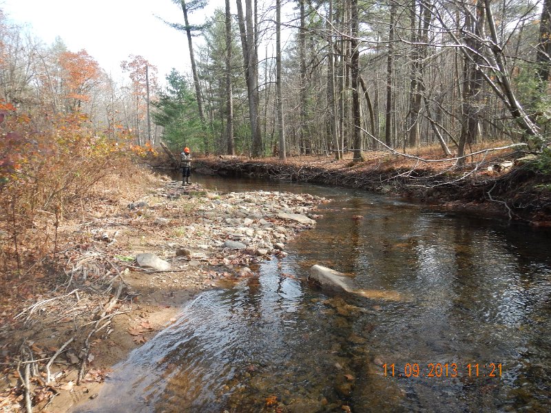 DSCN0199.JPG - Looking downstream from the bridge..beautiful stream.