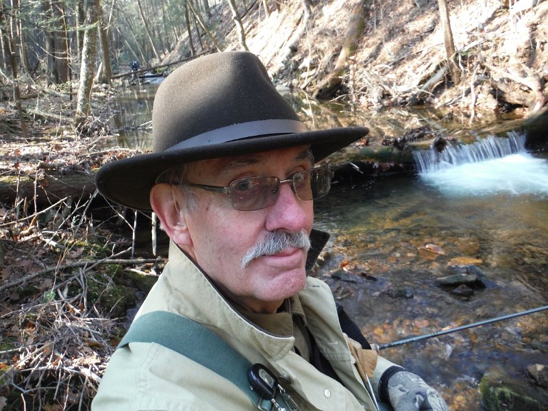 DSCF0018.jpg - My, My, My.....Ed took a selfie!