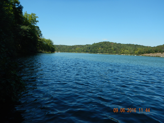 DSCN1662.jpg -                 All things considered, this is a whole lot better than a day at work!               