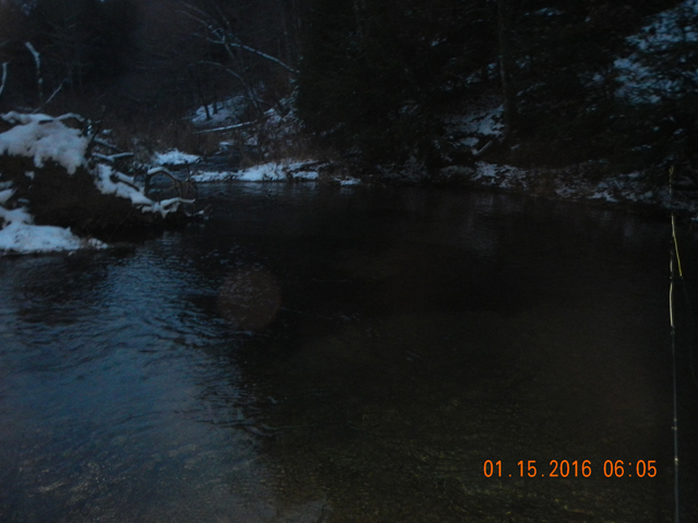 DSCN1587.jpg -                                This is a huge hole.  It is usually good for a fish or two.  Today was no exception.