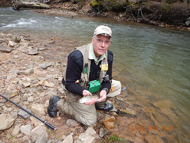 DSCN0449.jpg -                                Me and the fish.
