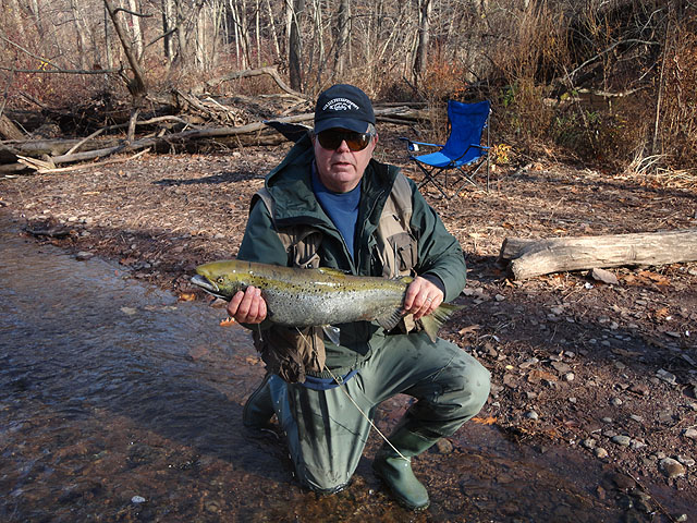 DSC00433.jpg - Dave with a nice Salmon....I brought this one home.                               