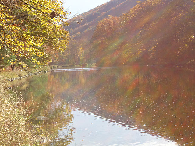DSC01285.jpg - Water was beautiful in the morning...before the wind.                               