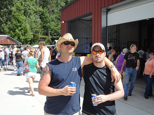 DSC00956.jpg -                                Dave and John at the Snake Hunt