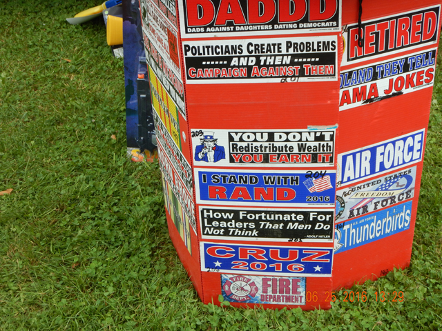 DSCN1468.jpg -                 Bumper stickers were abundant too.               