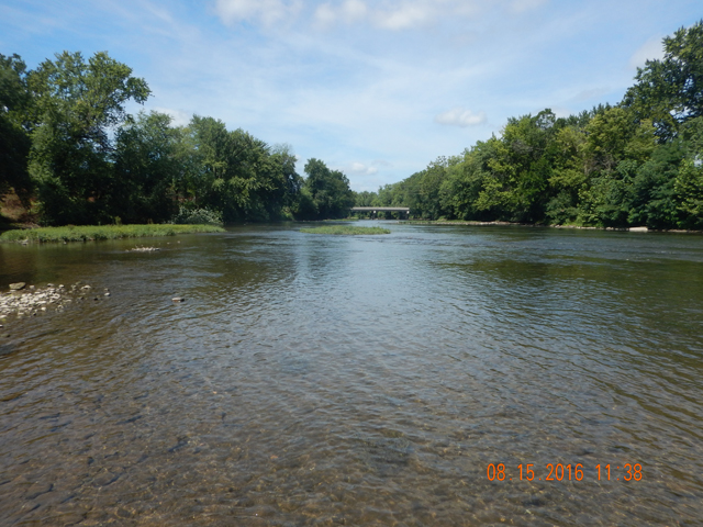 DSCN1611.jpg -                                The water was low but very wadable.  The temps were high and the sun was bright.