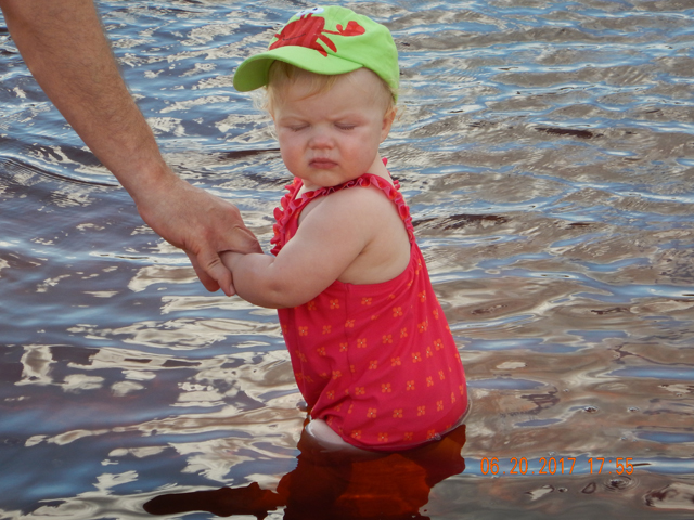 DSCN2135.jpg -                                She doesn't look happy but it was just a bad photo...not an unhappy kid.
